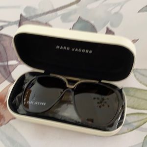Marc Jacobs aviator sunglasses